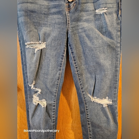 No Boundaries Button Up Jeans 7 - Picture 2 of 9